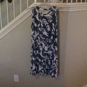 Sleeveless dress